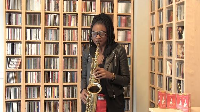 Lakecia Benjamin visiting the Vandoren showroom in Paris смотреть онлайн