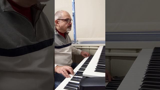 LOVE GROWS (Where My Rosemary Goes) - Edison Lighthouse (piano cover) смотреть онлайн