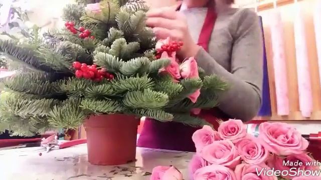 Флористика собираем елку новогоднюю из живых цветов композиция смотреть онлайн