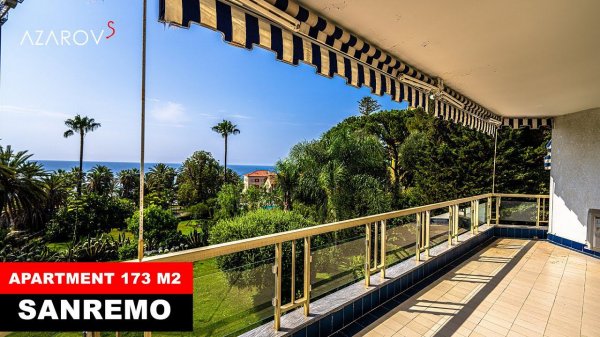 Apartment in Sanremo on the first line