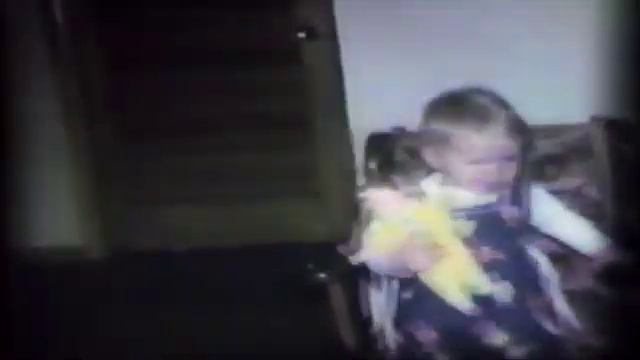 Carrie feeds Kristi Jello, Christmas 73 Richard, Nean, Colleen смотреть онлайн