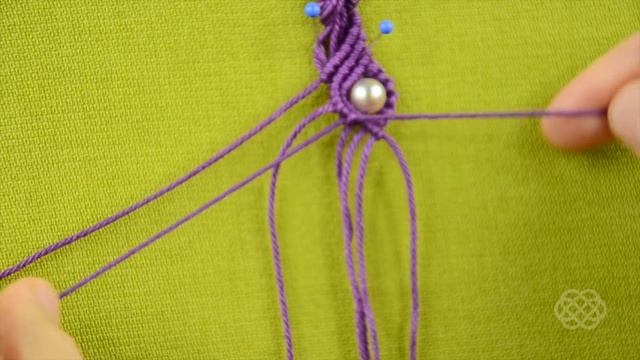 How to Make a SNAKE or a WAVE Macrame Bracelet with Beads смотреть онлайн