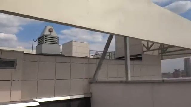 На крыше жилого дома Проспект Вернадского 65 смотреть онлайн