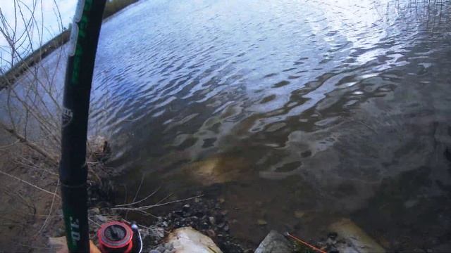 Рыбалка в майский жаркий день в Новосибирске, Иня-Обь. смотреть онлайн