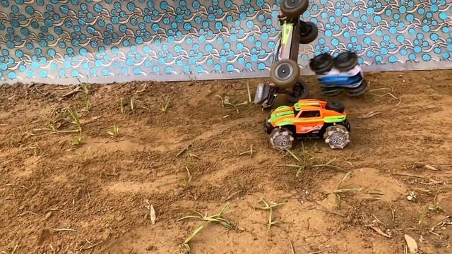 RC Racing Car vs 4 RC Cars | High Speed Remote Control Car | RC Cars смотреть онлайн