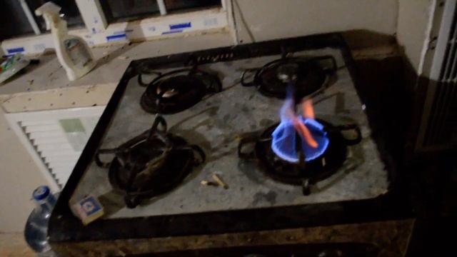 Отчистка биогаза. Биогаз горит.Бесплатный газ. Работа газовой печки на биогазе. смотреть онлайн