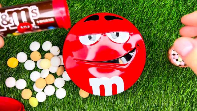 Satisfying Video | Unpacking 1 Rainbow M&M'S Containers with Color Candy ASMR red смотреть онлайн