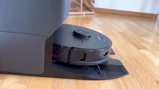 Roborock S7 Max Ultra Review 2023 - Is It The BEST Robot Vacuum?