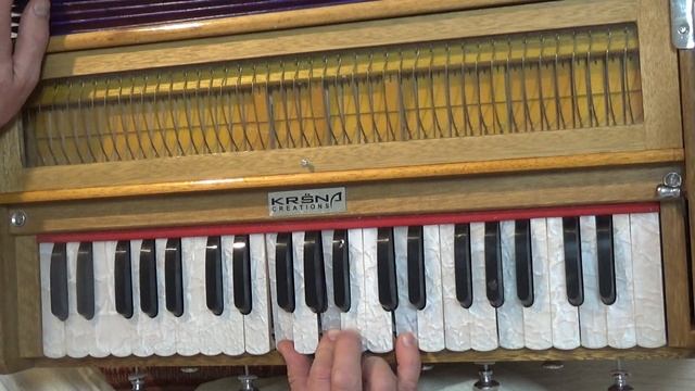 108 мелодий екаетринбургских харинам. Классическая минорная. Гаджа Ханта дас. смотреть онлайн