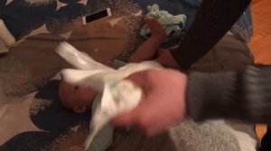 Супер Папа - Как поменять подгузник?