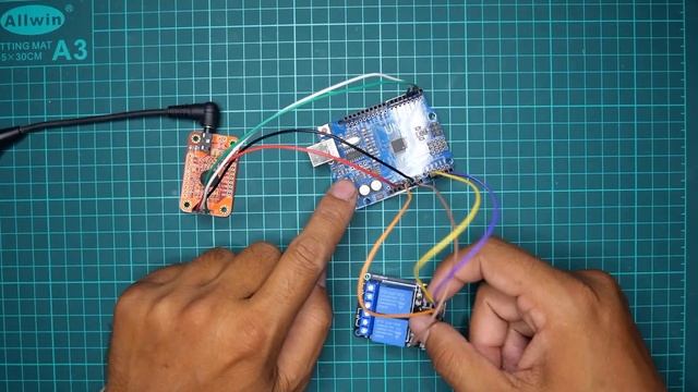 Smart Home Automation: Voice-Controlled Light and Fan Control with Voice Recognition V3 Module смотреть онлайн