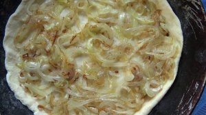 Луковый пирог. Быстрый рецепт.