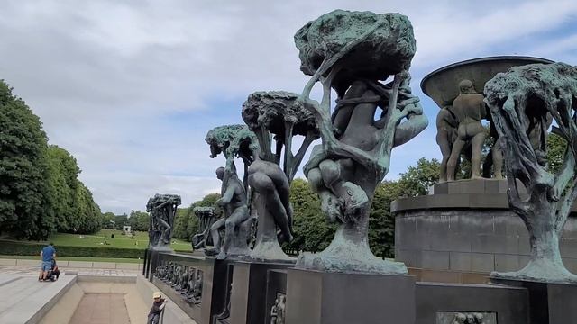 Vigeland park Oslo Norway | Vigelandparken | Gustav Vigeland | Frogner Park смотреть онлайн