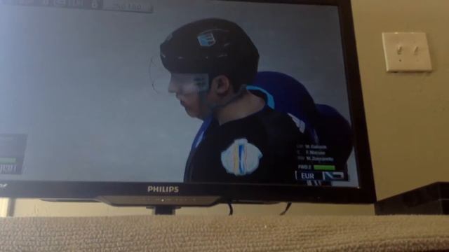 Dropped my iPad: NHL17 смотреть онлайн