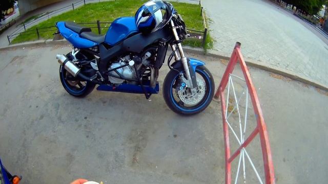 Реакция друзей на мой новый Мотоцикл  Первый выезд на Kawasaki Er5  Z800 Fz6 Fzr
