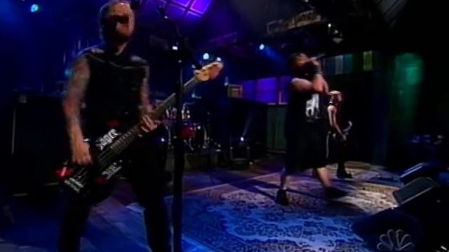 Drowning Pool - Bodies Live