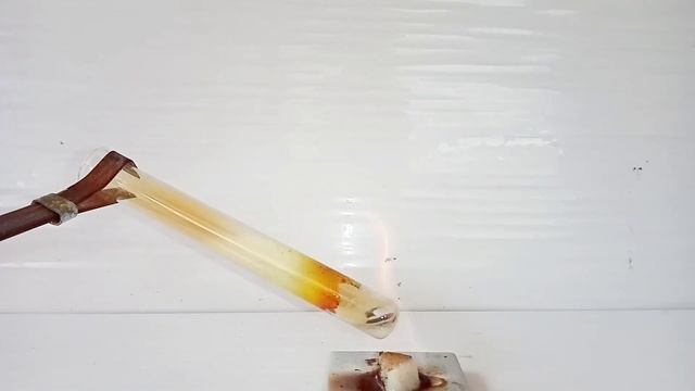 Реакция СЕРЫ и КАЛИЕВОЙ СЕЛИТРЫ. Опыты по химии. Химические эксперименты дома. Нитрат калия. смотреть онлайн