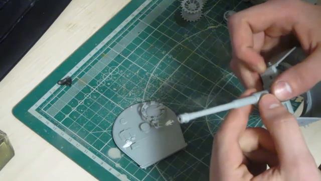 Немецкий тяжелый танк Pz.Kpfw. VI Tiger I. Сборка модели. смотреть онлайн