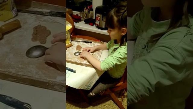 Лепим чебурек смотреть онлайн