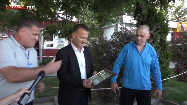 В День города Комрат Владимир Мардарь побил личный рекорд по поднятию гири – 2232раза смотреть онлайн