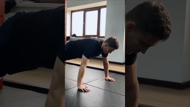 Мышцы груди!!!Комплекс упражнений на проработку.Тренировка в зале.тренировка дома смотреть онлайн