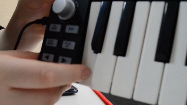 EASYKEY 25