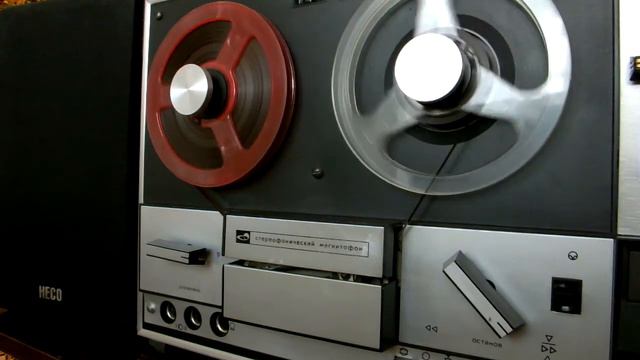 ВИА "Самоцветы"-- "Налетели вдруг дожди" старая лента ... смотреть онлайн