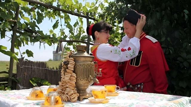 Казачья песня "РАНЕНЫЙ КАЗАК". Поэт Ковалев С.Е., ком. Мирошниченко А.Н., исп. Е. Холупова смотреть онлайн