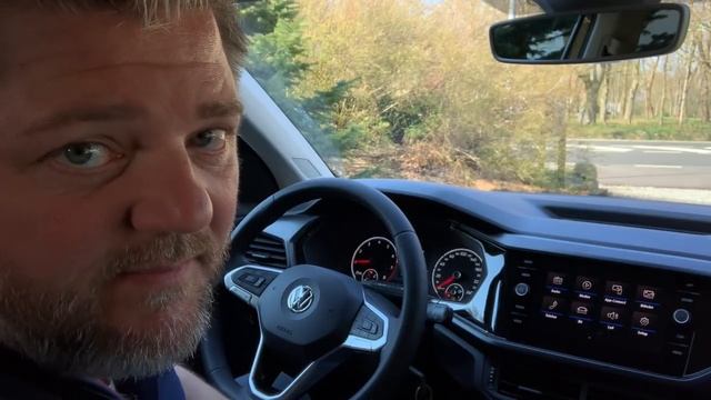 VW T-Cross смотреть онлайн