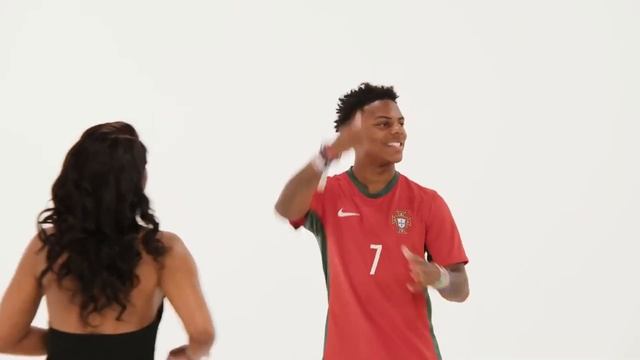 20 ДЕВУШЕК VS ISHOWSPEED (перевод) *1-ая часть*