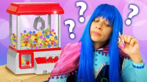 Игры для девочек - Автомат Хватайка с Конфетами! Принцесса Дисней и вкусняшки! Смешные видео онлайн