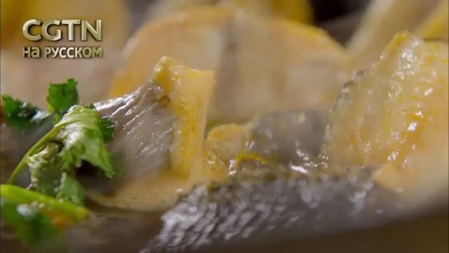 Тушёная рыба с лепёшками из кукурузной муки смотреть онлайн