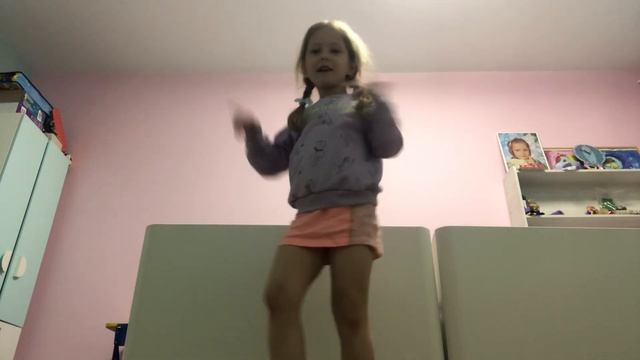 Златины рассказы, танцы, игры смотреть онлайн