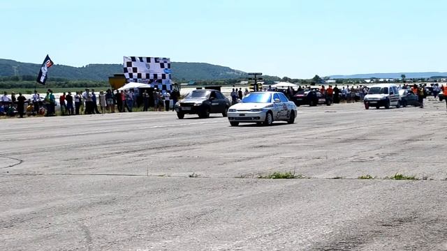 Drag Racing Октябрьский смотреть онлайн