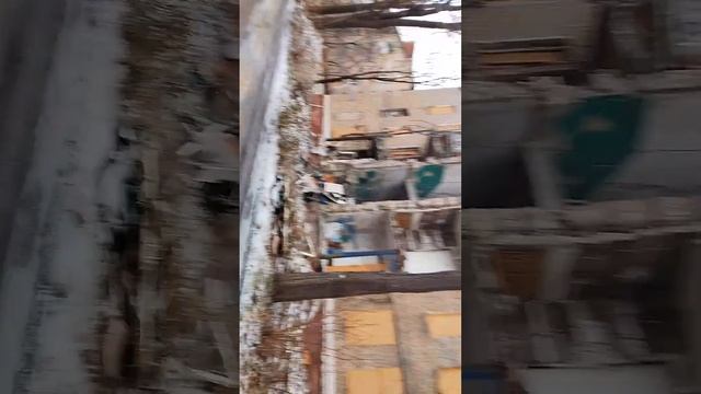 г.Краматорск ул.Б.Хмельницкого 4 .Брошены на произвол судьбы. смотреть онлайн