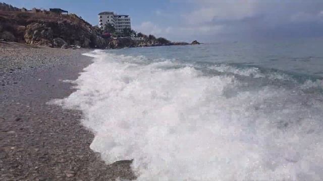 Море сегодня утром в Махмутларе. Температура воздуха +24 , воды + 21
