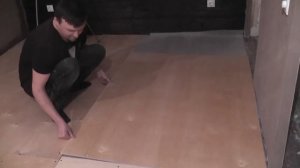 БЮДЖЕТНЫЙ  ПОЛ в Доме Своими РУКАМИ (ЧЕРНОВОЙ)