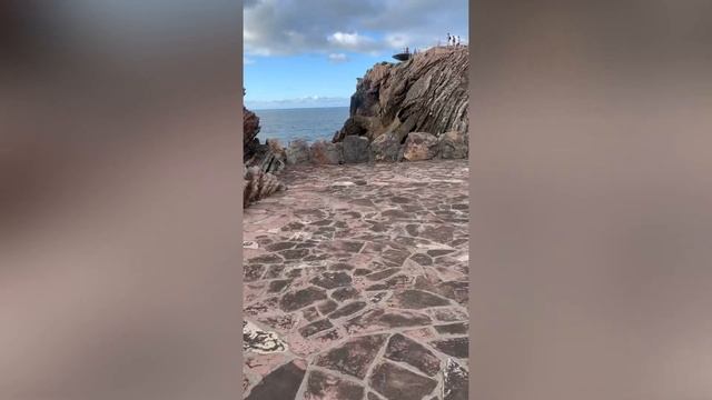 Пляжи Астурии. Путешествие на один день. Овьедо-Авилес-Салинас смотреть онлайн