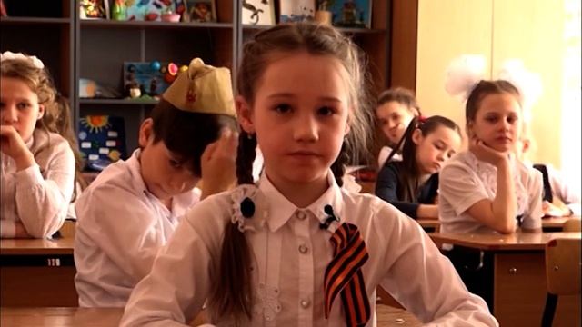 Стихи Победы. Выпуск №35 - Нугаева Каролина. смотреть онлайн