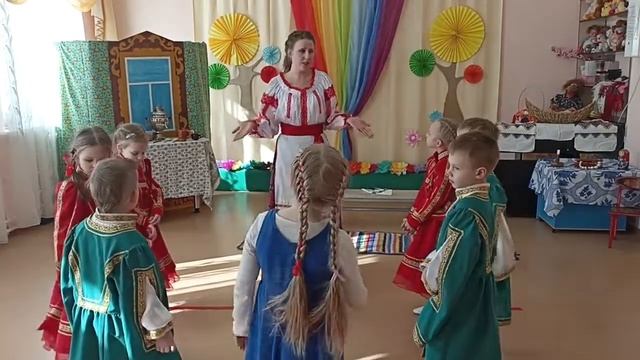 МАДОУ №5 г. Томска коллектив «Подсолнушки» - «Закликание весны» смотреть онлайн