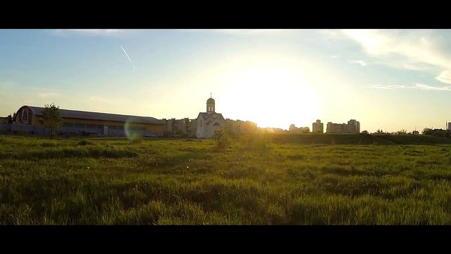 Церковь Серафима Вырицкого на закате смотреть онлайн