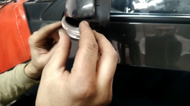 Замена повторителя поворотов в зеркале Chevrolet Cruze смотреть онлайн