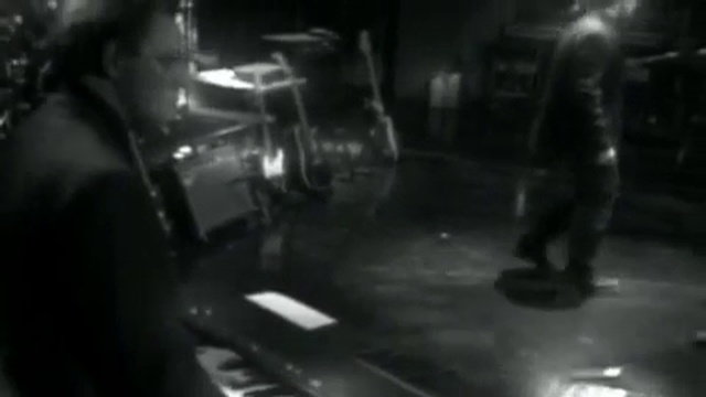 Easy Cure - Trilogy - The Funeral Party смотреть онлайн