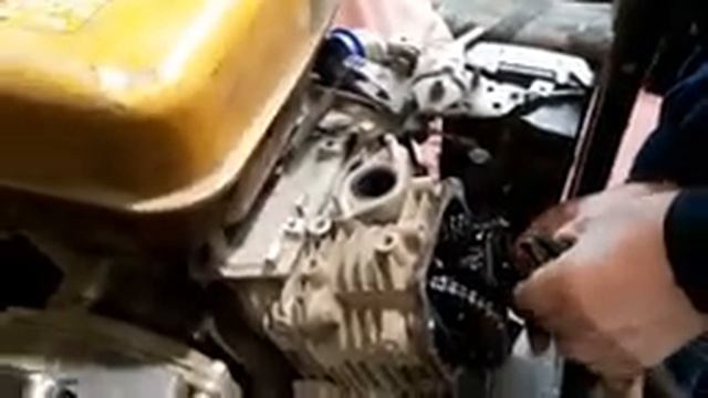 Регулировка клапанов бензогенератор Subaru EX 40 смотреть онлайн