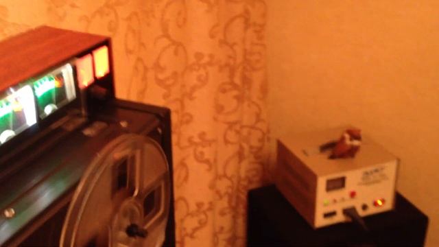 AKAI GX-4000D (катушечный магнитофон)