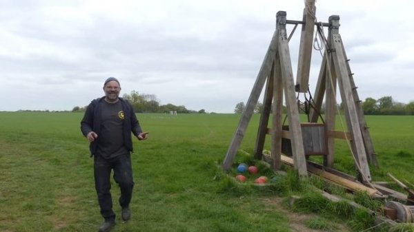 Trebuchet - 100 Darts