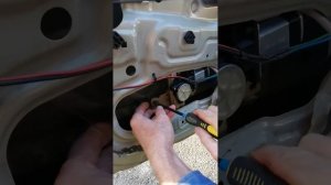 Стеклоподъемники ФОРВАРД на Hyundai Accent в передние двери. Установка