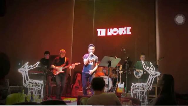 Nirvana~Smells like teen spirit~(TZ cover) смотреть онлайн