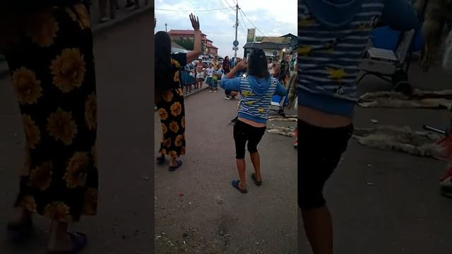 Пьяные танцы смотреть онлайн