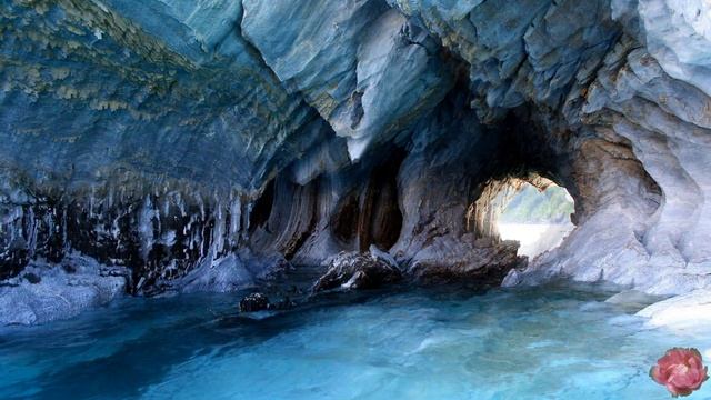 Потрясающие мраморные пещеры Чили смотреть онлайн